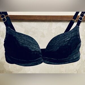 Brand New Stella McCartney Super-Soft Wireless Contour Bra with Black Lace 32A